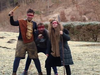 Trojhlavé draky, odvážni rytieri,