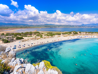 Pláž Voidokilia na Peloponéze