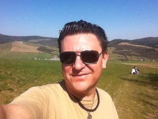 Pán Stanislav zverejnil videoklip