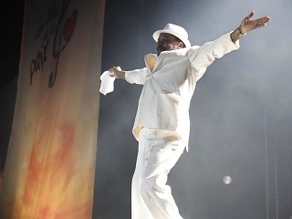 Zomrel spevák Mory Kanté: