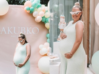 Dominika Navara Cibulková krátko