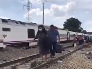 VIDEO Tragická zrážka vlaku