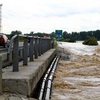 Slovensko naďalej sužujú povodne,