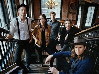 The Lumineers presúvajú bratislavský