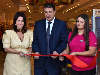 dm otvorila výnimočnú obchodnú