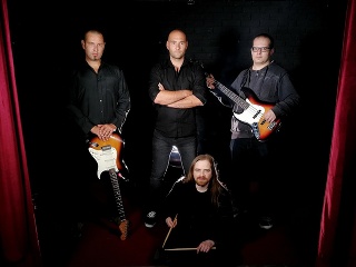 Neha v divadelnom prostredí.