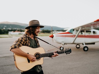 Peter Juhás kvôli videoklipu