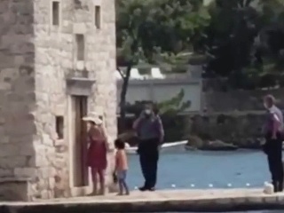 Chorvátov šokovala nehanebná turistka: