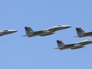 Stíhačky F-15