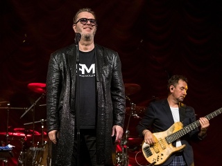 Richard Müller vyráža na