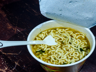 Žena jedla každý deň