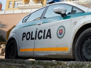 KORONAVÍRUS Polícia v Bánovciach