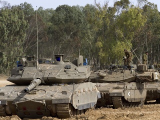 Izraelská armáda po vypálení