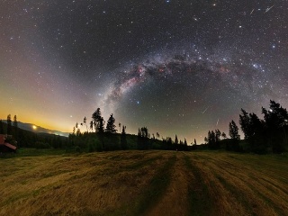 Zbystri pozornosť a pozri