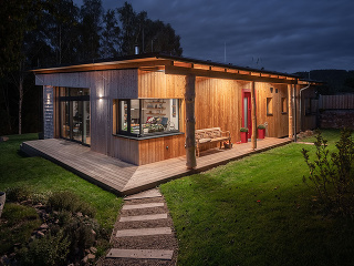 Nízkoenergetická drevostavba s ôsmimi