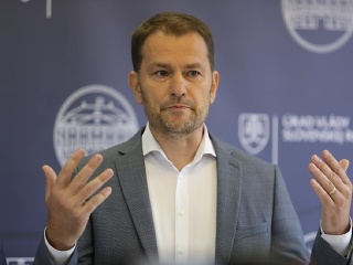 Minister Gröhling zvádza boj