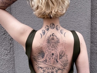 Týna ti vytetuje elegantný