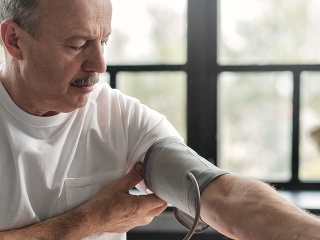 Únava, bolesti, vysoký tlak