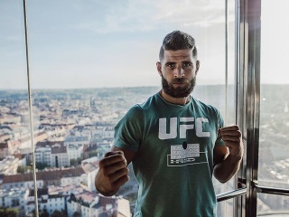 Kto je Jiří Procházka?