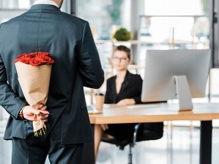 Láska na pracovisku: Ako