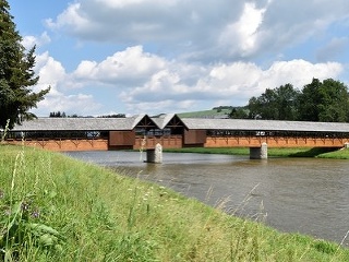 Kolonádový most v Dolnom