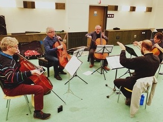 Československá violončelová elita prichádza