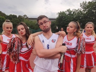 Michal Horák je Vpoho.