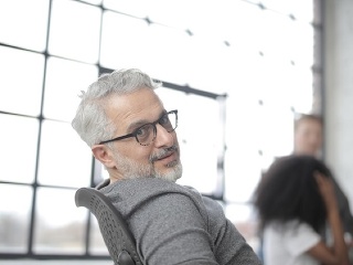 Ľudia neodchádzajú z firmy,