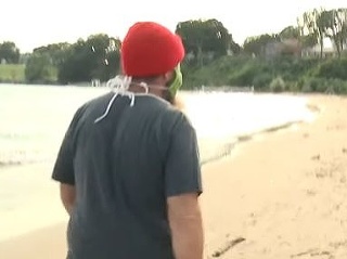 VIDEO Muž počas prechádzky
