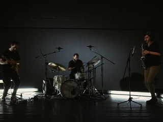 Trio Szaturma mení svoj