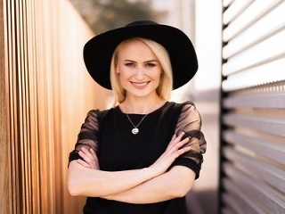 Speváčka Janais zverejnila making