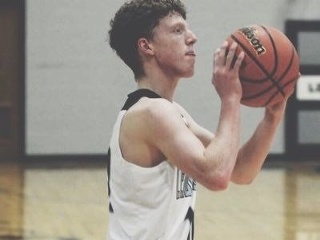 Úplne zdravý študent (†19)