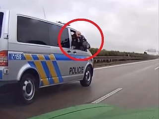 Šokujúce VIDEO z diaľnice: