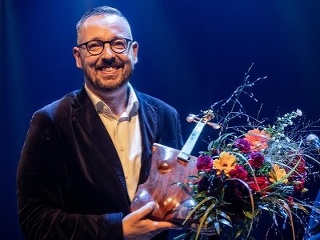 Cenu Esprit za najlepší