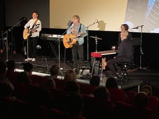 Miro Žbirka preložil koncerty,