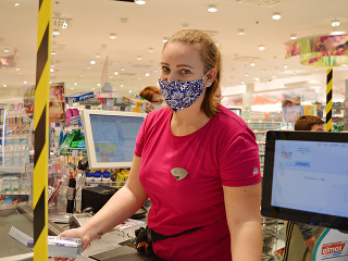 Dm stojí pri svojich