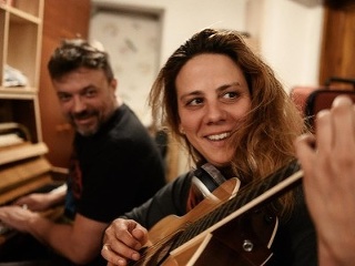 Láska a priateľstvo sú