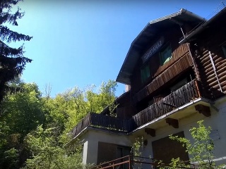 Hlboko v lese nájdeš