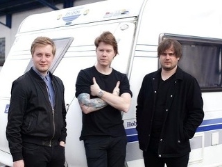 Českí Pris zverejnili singel