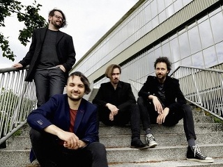 Kapela Květy vydá intímny