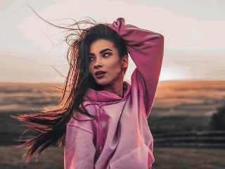 Ďalšia krásna a okrem