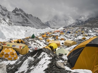 VIDEO Z Mount Everestu