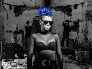 The Youniverse x Čierne