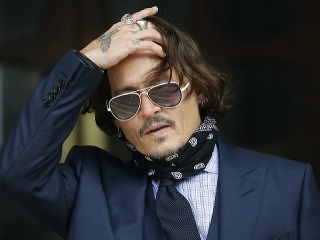 Johnny Depp dostal v