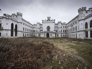 V priestoroch objektu národnej