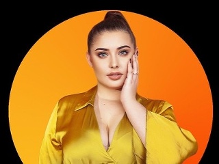 Superstaristka Michaela Hanudelová predstavuje