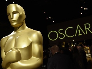 Film natáčali počas masových