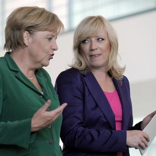 Radičová žiada ospravedlnenie, Merkelová