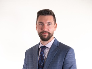 KOMENTÁR Minister to „pohnojil“