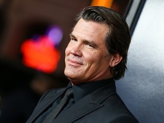 Thanos oslavuje narodeniny: Slávu